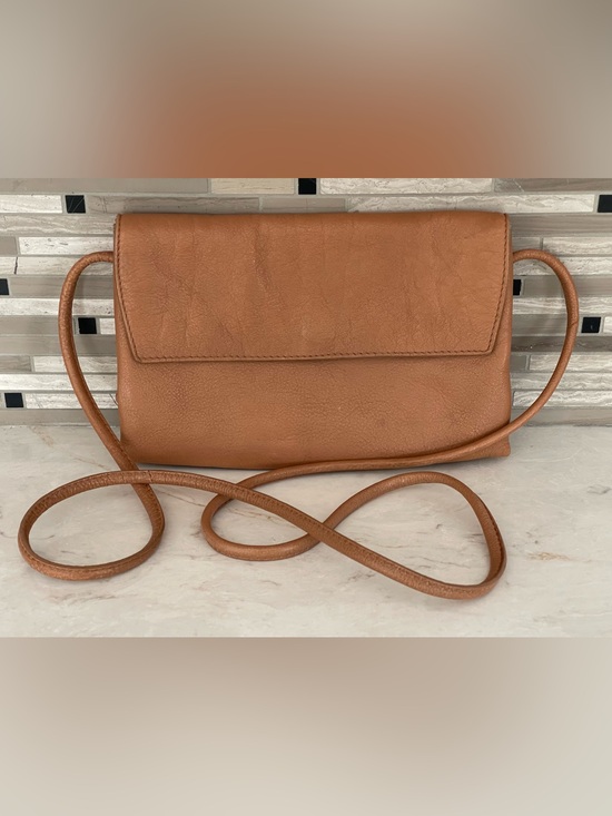 Free People Handbags - FREE PEOPLE Nicola Tan Leather Crossbody / Convertible Bag, GUC
